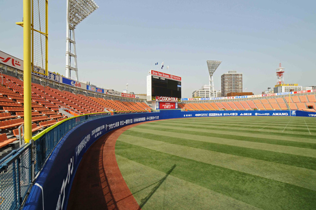 横浜スタジアム